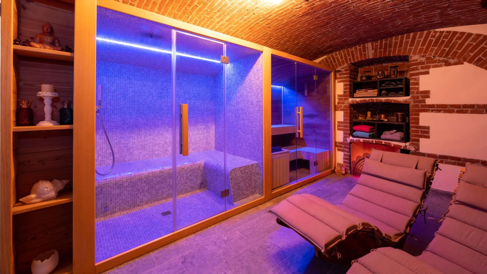 Controllo finale e assistenza su installazione wellness
